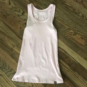 Under armour tank
